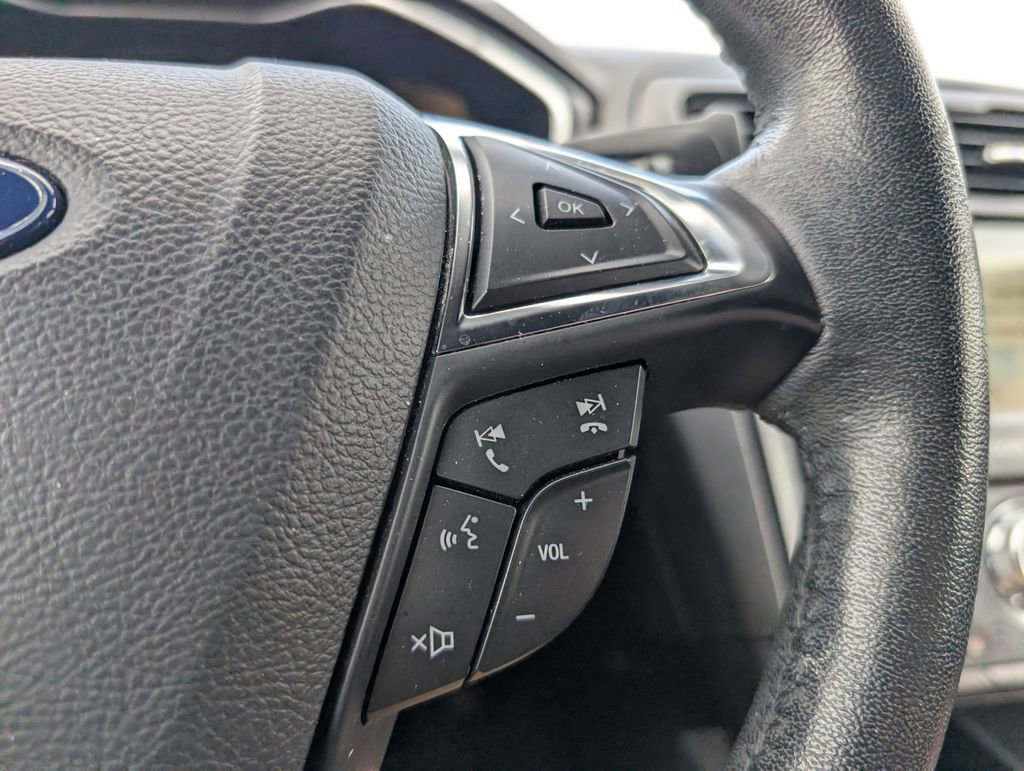 Used 2019 Ford Fusion Energi Titanium image 13