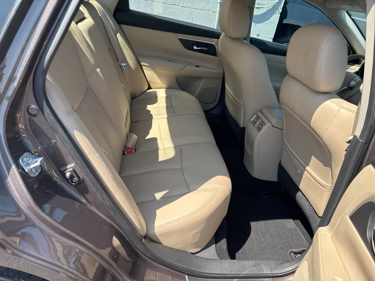 Used 2016 Nissan Altima 2.5 SL w/ 2.5 Technology w/LED Package image 22