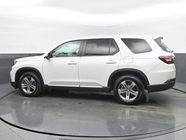Used 2025 Honda Pilot EX-L image 3