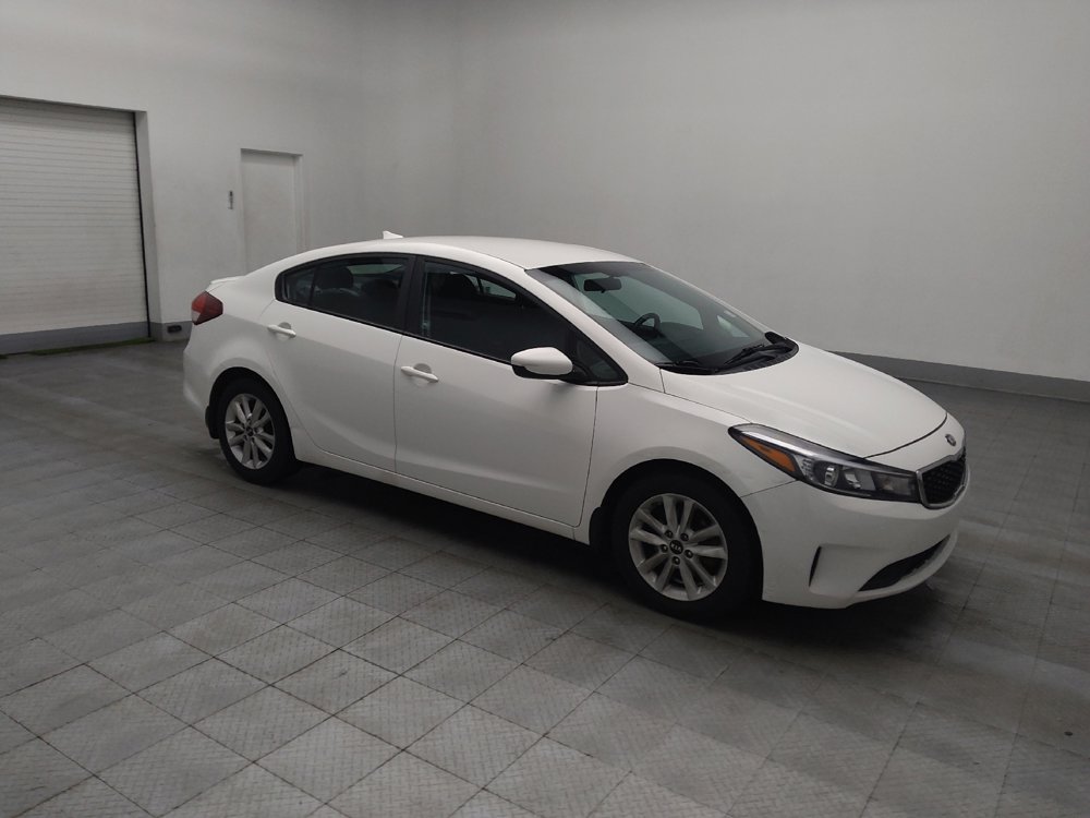 Used 2017 Kia Forte S image 11