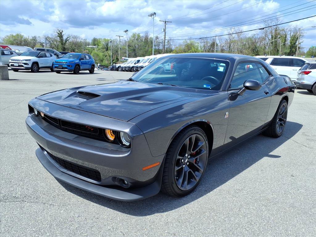 Used 2021 Dodge Challenger R/T Scat Pack w/ Driver Convenience Group image 8