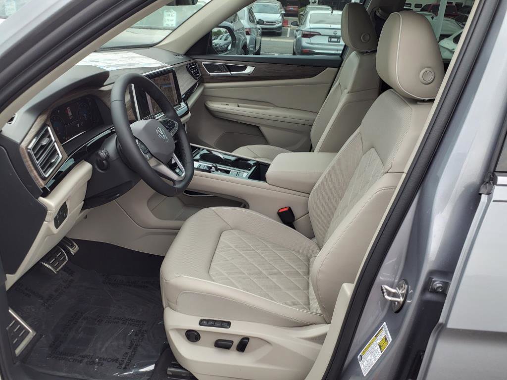 New 2025 Volkswagen Atlas SEL Premium R-Line image 11