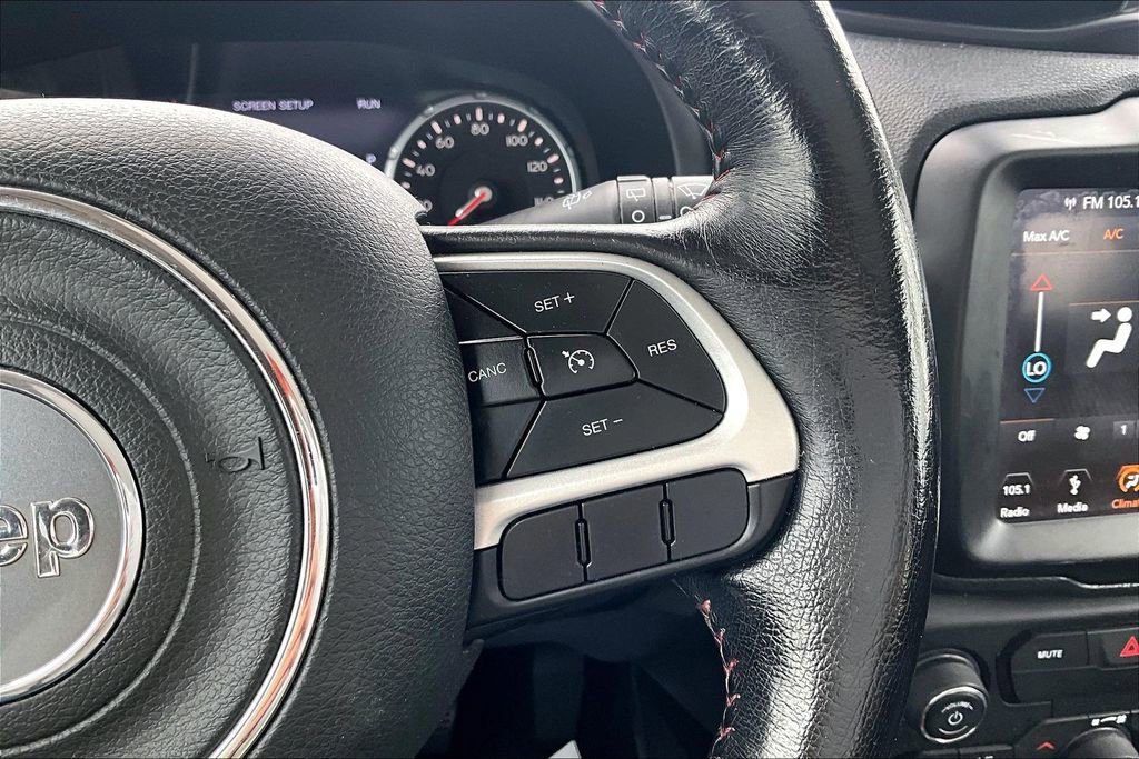 Used 2019 Jeep Renegade Trailhawk w/ UConnect 8.4 Nav Group AWD/4WD image 21
