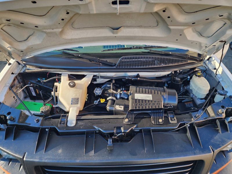 Used 2017 GMC Savana 2500 image 19