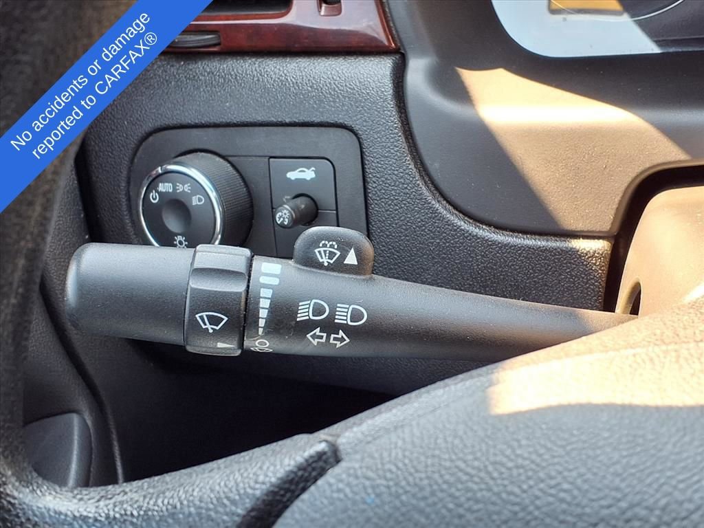 Used 2009 Chevrolet Impala LT image 28