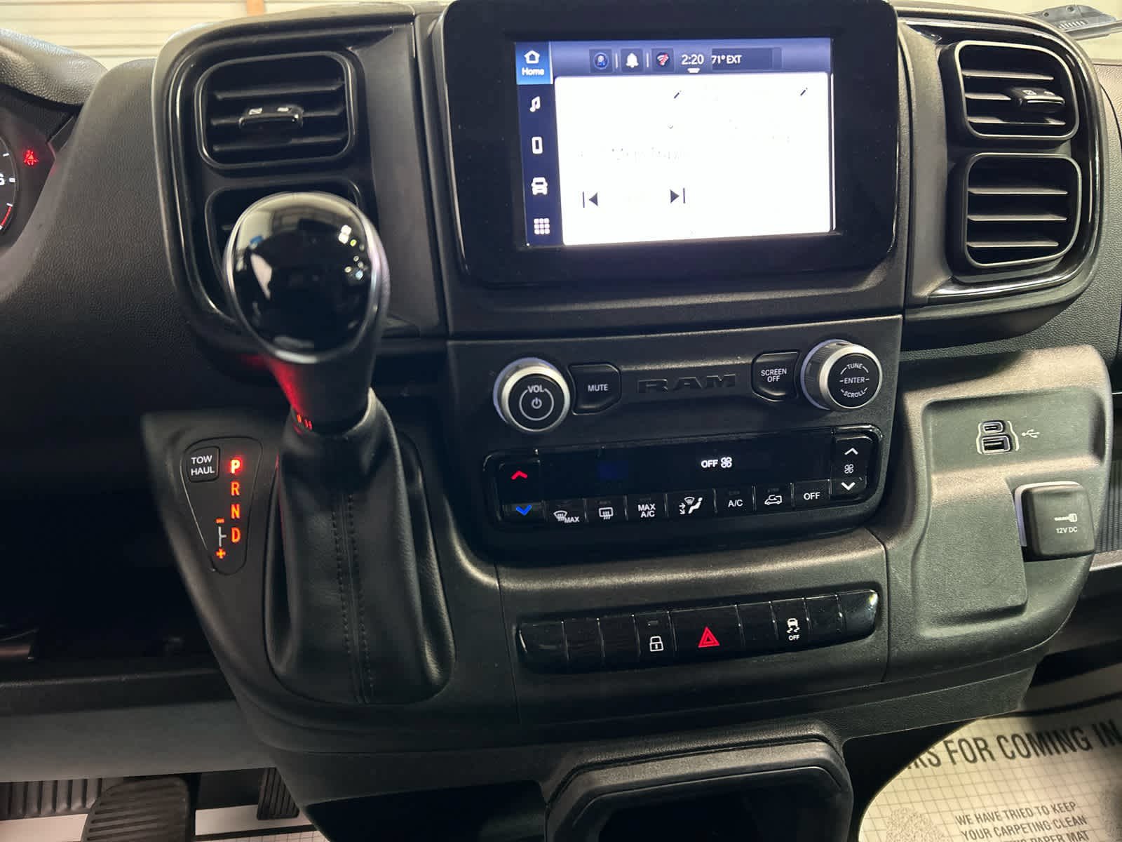 Used 2024 RAM ProMaster 2500 w/ Convenience Group FWD image 6