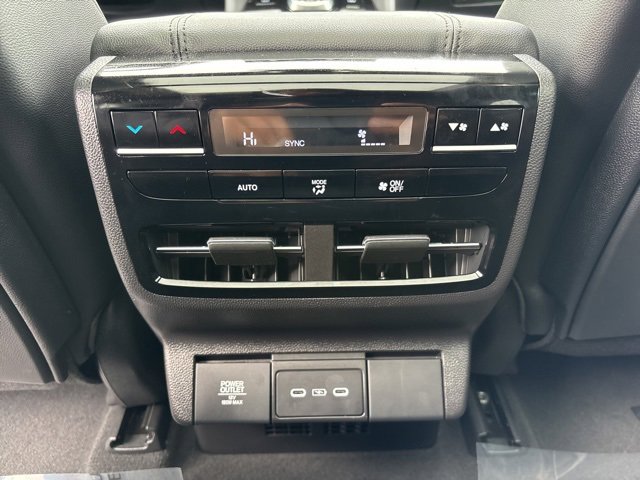 Used 2025 Acura MDX SH-AWD image 22