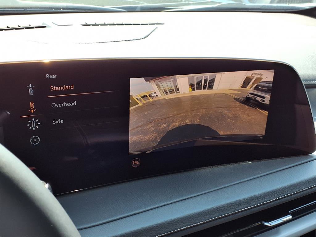 New 2025 Cadillac XT4 Premium Luxury image 18