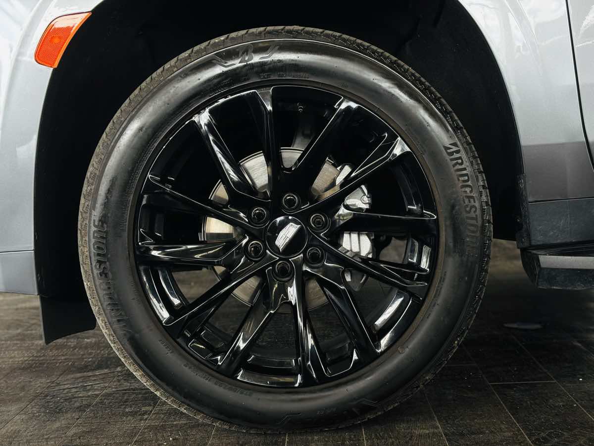 Used 2022 Cadillac Escalade Luxury AWD/4WD image 27