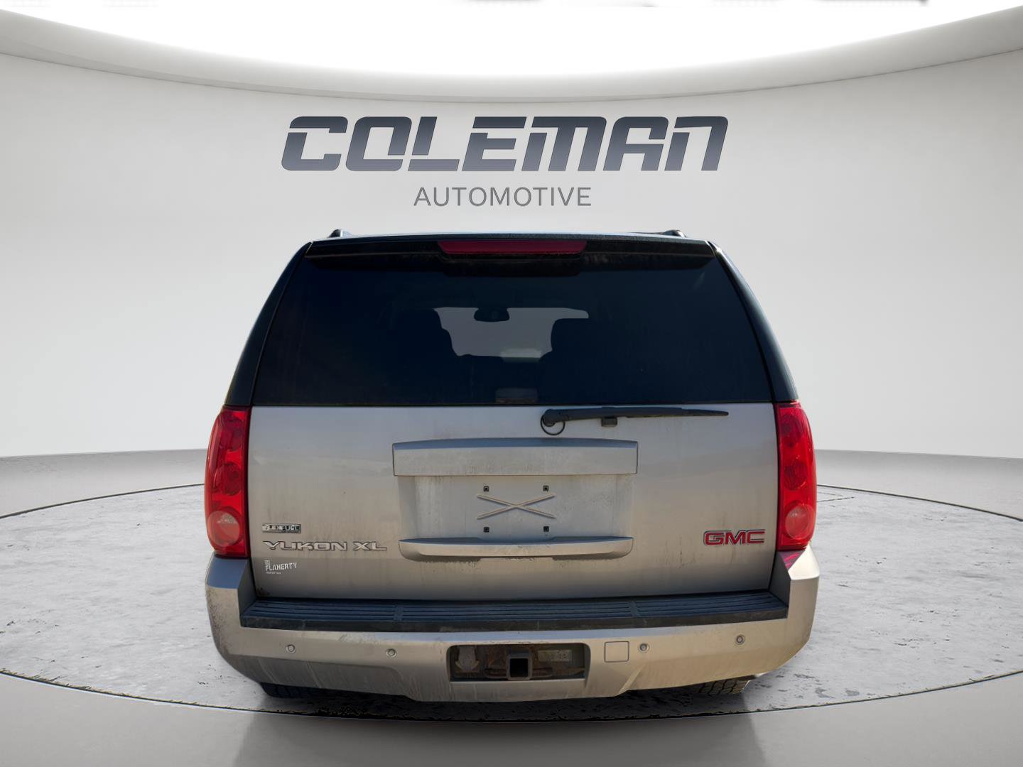 Used 2008 GMC Yukon XL SLT w/ SLT Preferred Equipment Group image 4