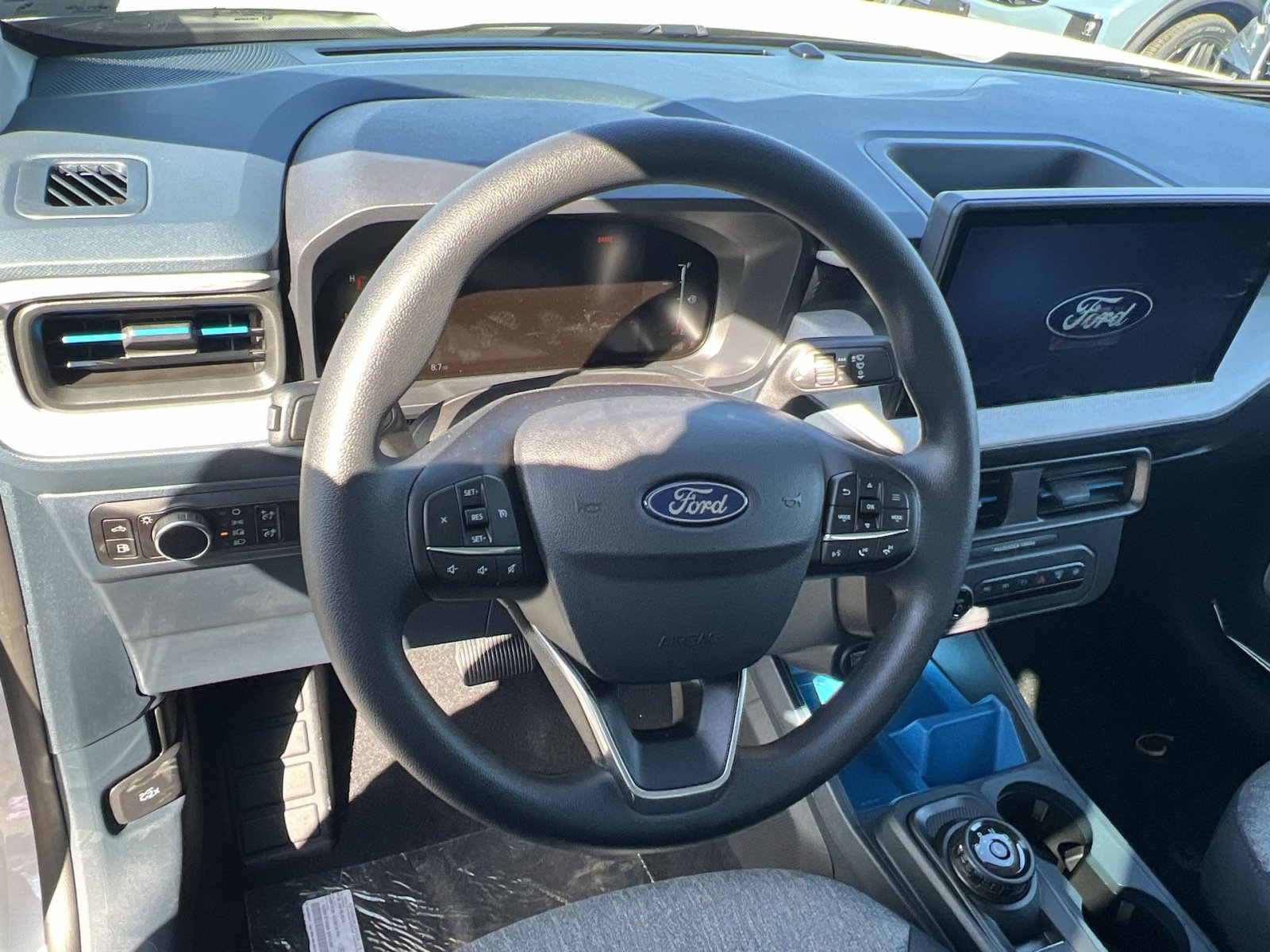 New 2025 Ford Maverick XLT w/ Equipment Group 301A image 16