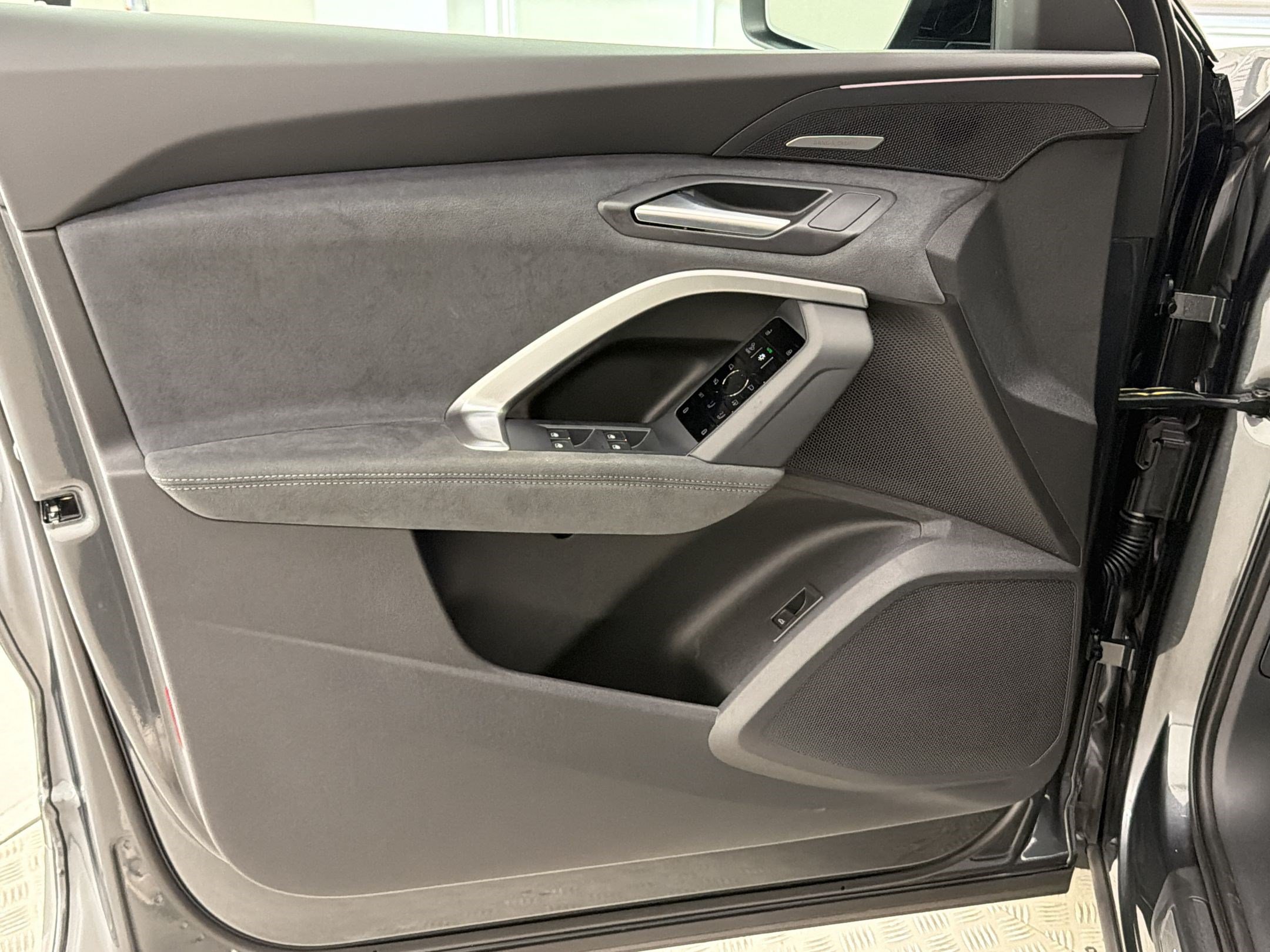 New 2026 Audi SQ5 Premium Plus AWD/4WD image 13