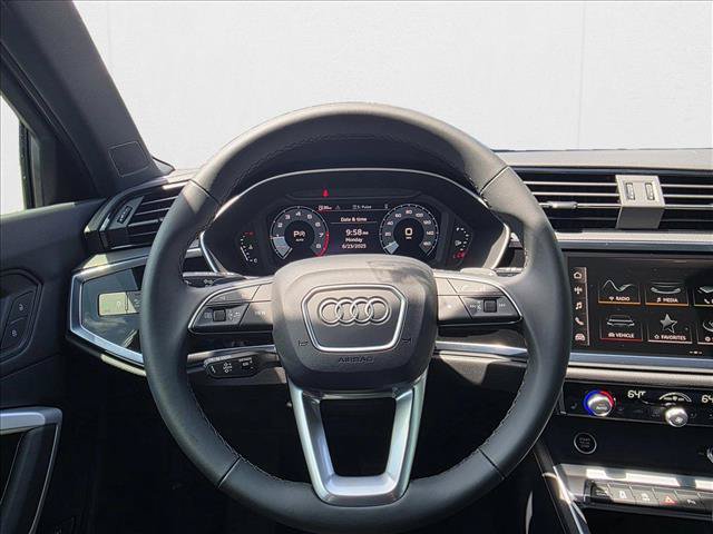 New 2025 Audi Q3 2.0T Premium w/ Convenience Package AWD/4WD image 20