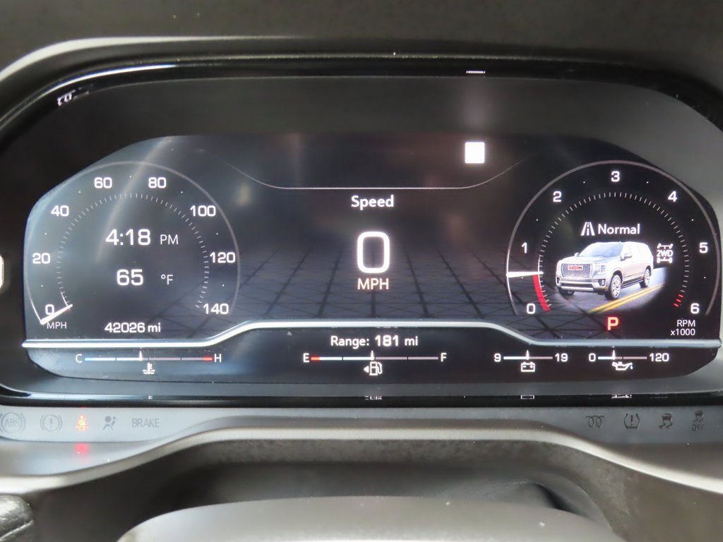 Used 2022 GMC Yukon Denali w/ Denali Premium Package image 24