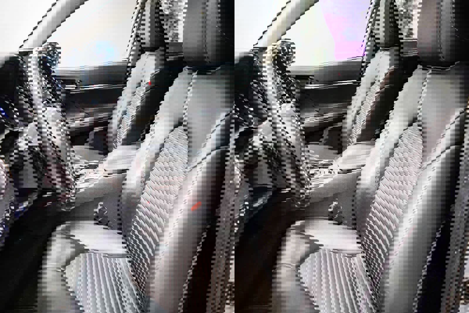 Used 2022 Toyota Camry SE image 17