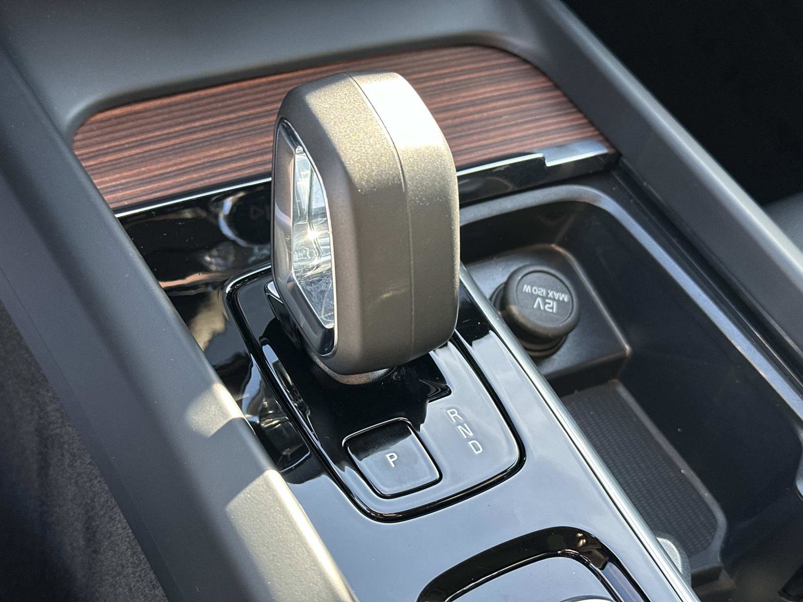 Certified 2025 Volvo V60 B5 Cross Country Plus image 14