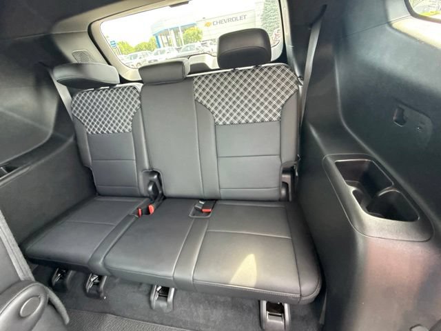 Used 2025 GMC Acadia Denali w/ Super Cruise Package FWD image 32