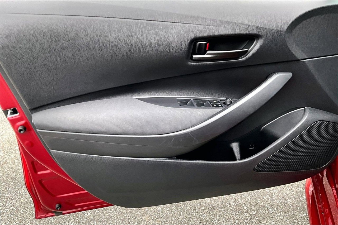 Used 2024 Toyota Corolla LE image 25