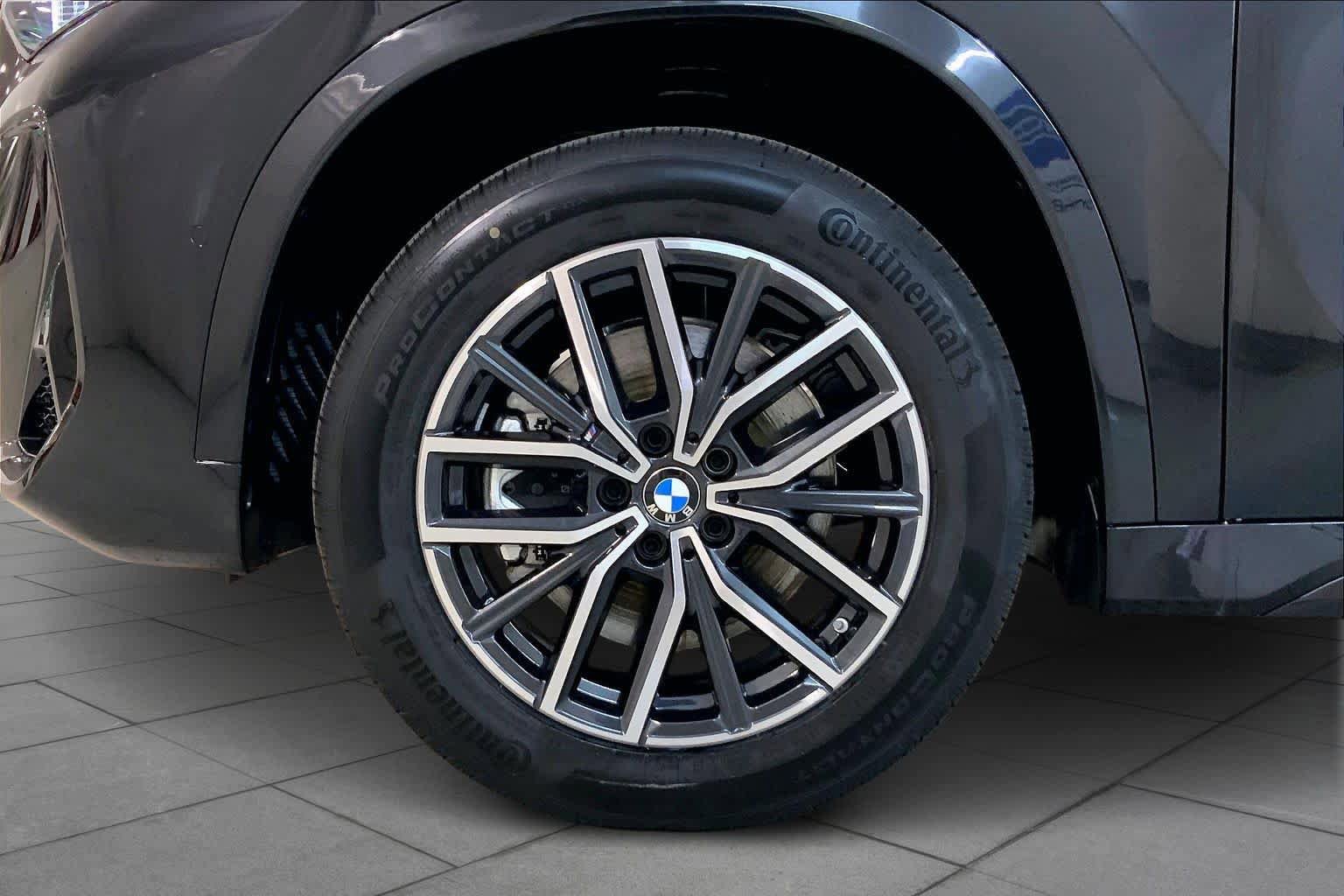 New 2026 BMW X1 xDrive28i w/ Technology Package AWD/4WD image 11