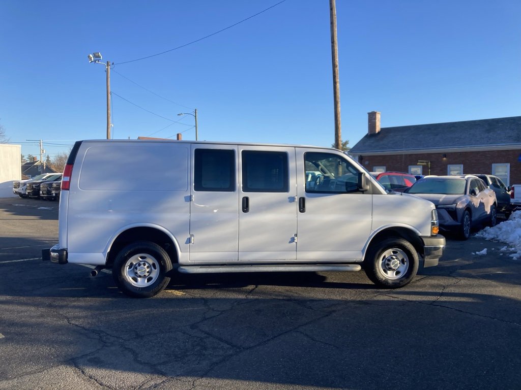 Used 2024 Chevrolet Express 2500 w/ Driver Convenience Package image 8