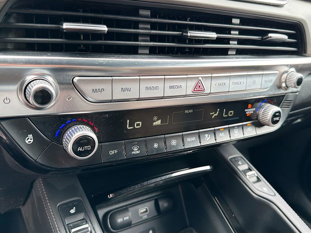 Used 2022 Kia Telluride SX w/ SX Prestige Package image 16