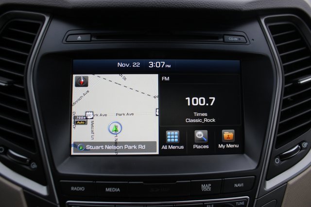 Used 2018 Hyundai Santa Fe Limited w/ Cargo Package image 20