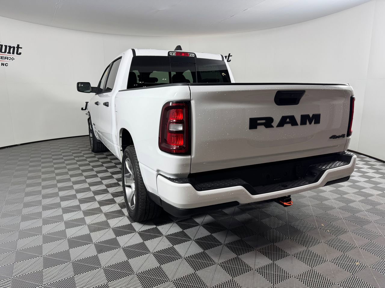 Used 2025 RAM 1500 Tradesman image 10
