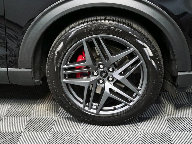 Used 2025 Ford Explorer ST AWD/4WD image 40