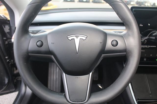 Used 2019 Tesla Model 3 Standard Range Plus image 17