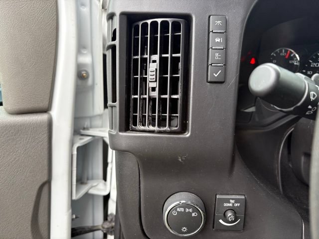 Used 2024 Chevrolet Express 2500 w/ Driver Convenience Package RWD image 33