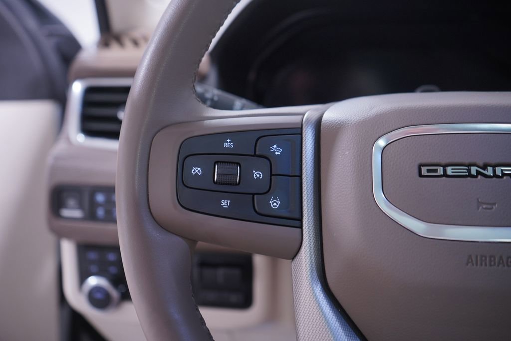 Used 2024 GMC Yukon Denali w/ Advanced Technology Package image 20