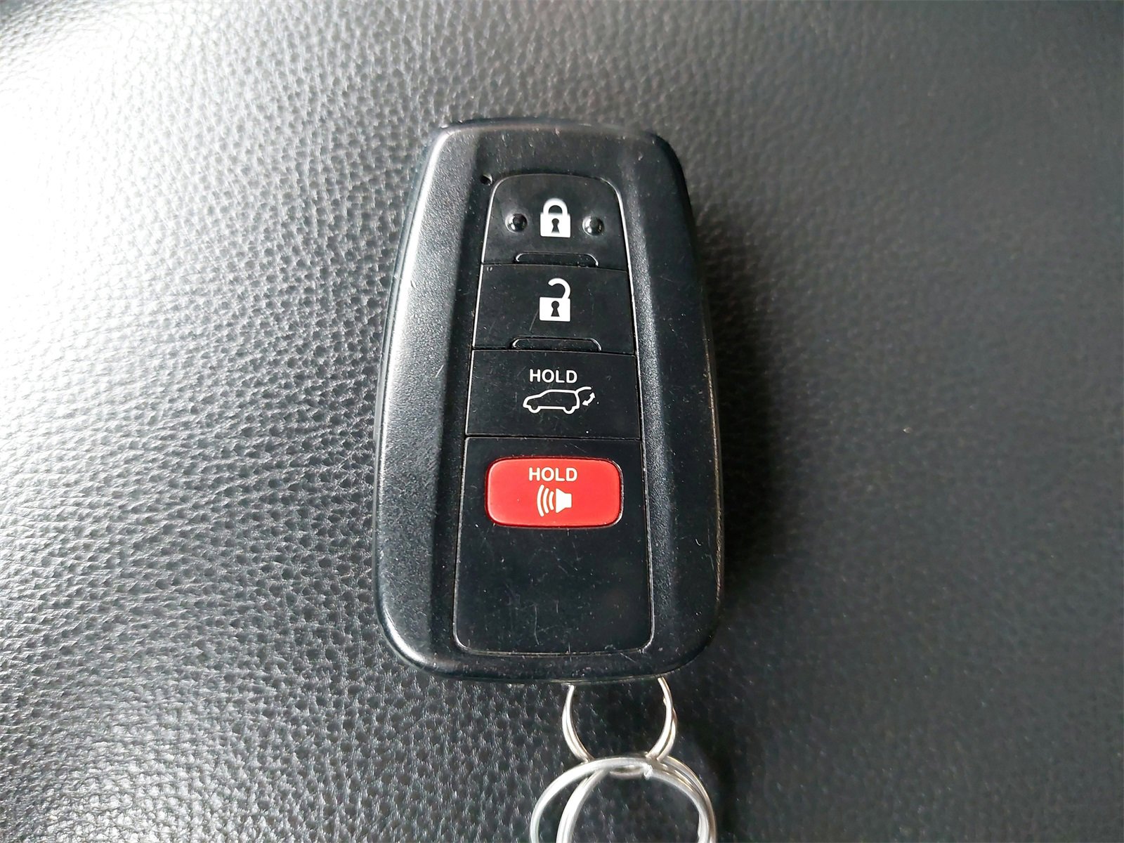 Used 2021 Toyota RAV4 XLE Premium image 36