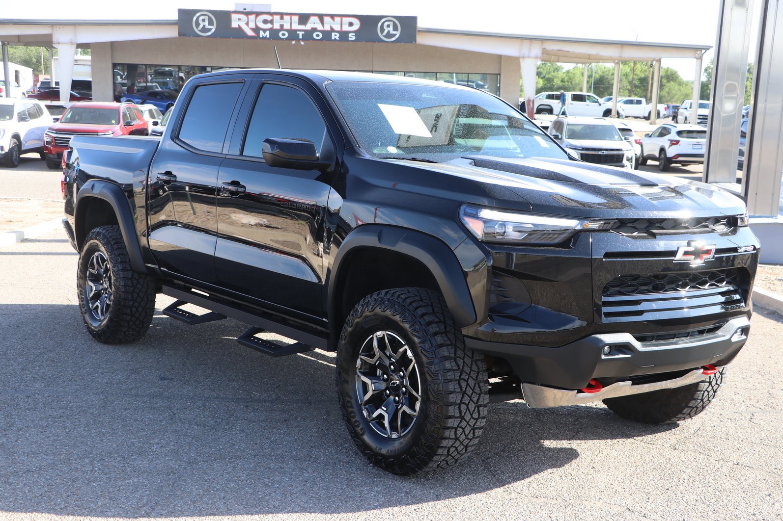 Used 2026 Chevrolet Colorado ZR2 AWD/4WD image 1