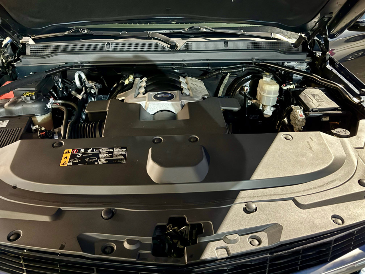 Used 2020 Cadillac Escalade Luxury image 33