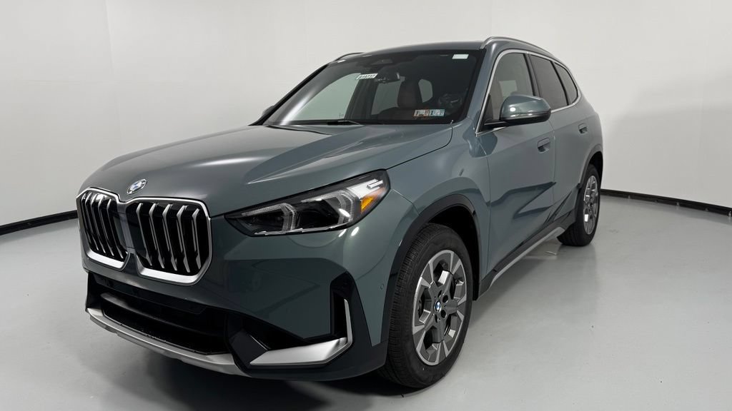 New 2026 BMW X1 xDrive28i w/ Convenience Package AWD/4WD image 3