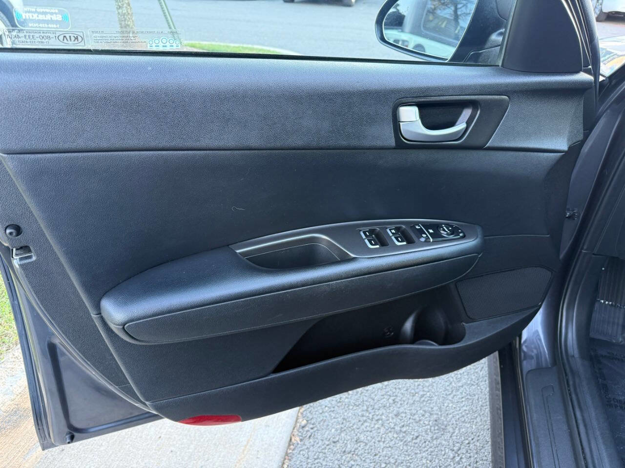 Used 2018 Kia Optima S image 15