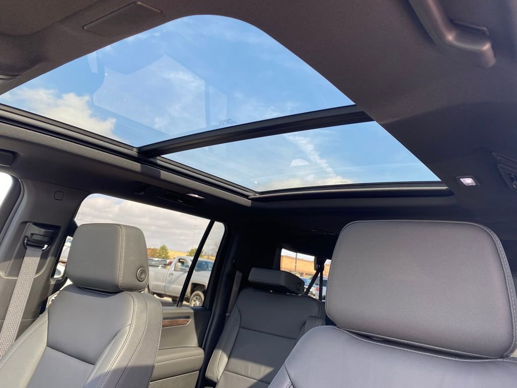 New 2026 Chevrolet Suburban Z71 w/ Comfort Package image 14