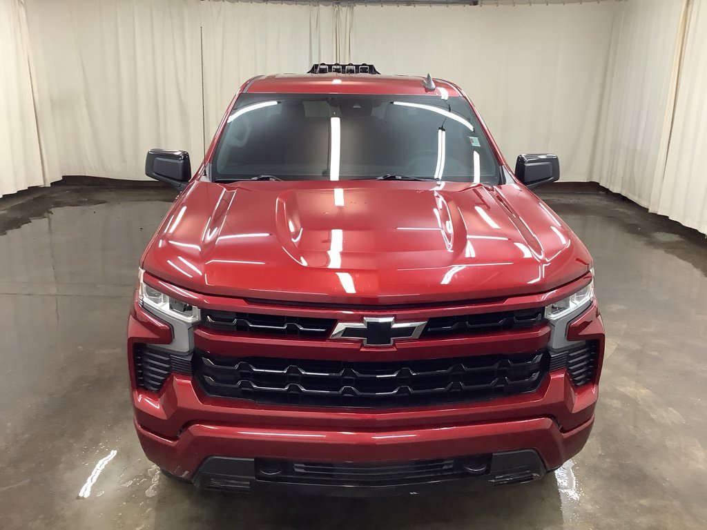 Used 2023 Chevrolet Silverado 1500 RST image 3