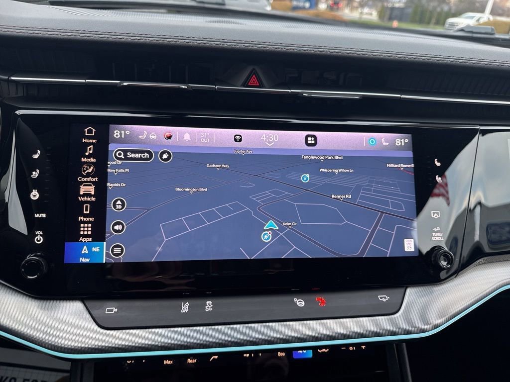 Used 2024 Jeep Wagoneer Launch Edition image 5