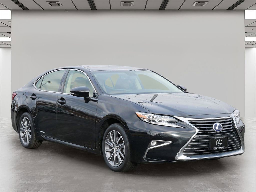Used 2016 Lexus ES 300h w/ Premium Package w/Wood Trim