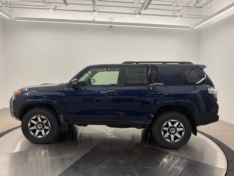 Used 2024 Toyota 4Runner TRD Off-Road Premium w/ Off Road Premium Plus Package AWD/4WD image 6