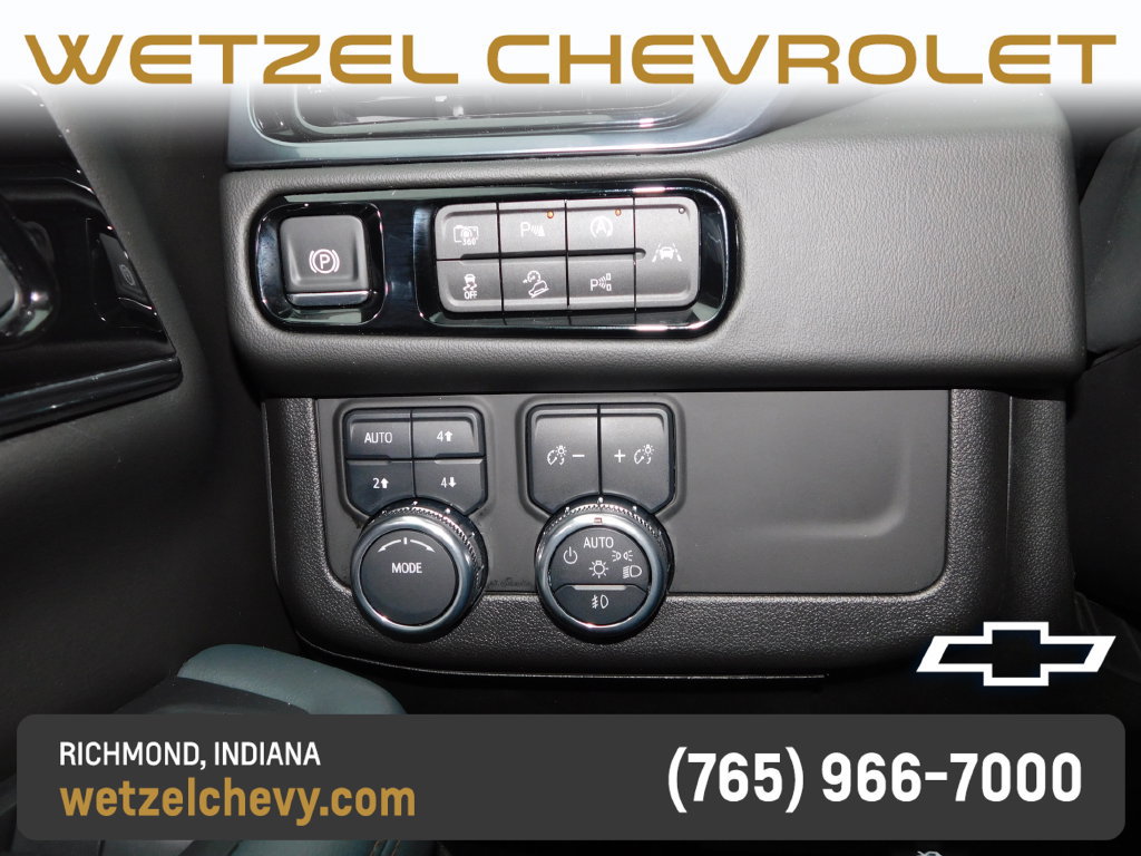Certified 2025 GMC Yukon AT4 AWD/4WD image 39
