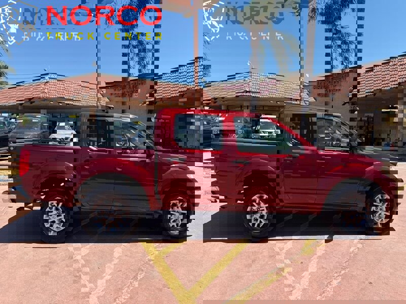 Used 2017 Nissan Frontier SV