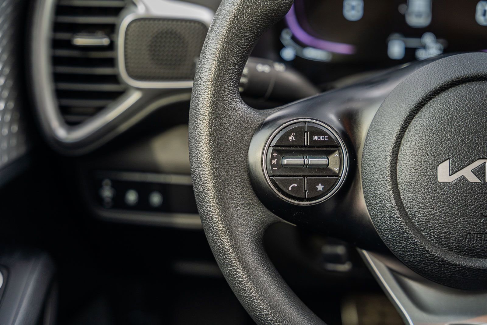 Used 2023 Kia Soul LX w/ LX Technology Package image 29