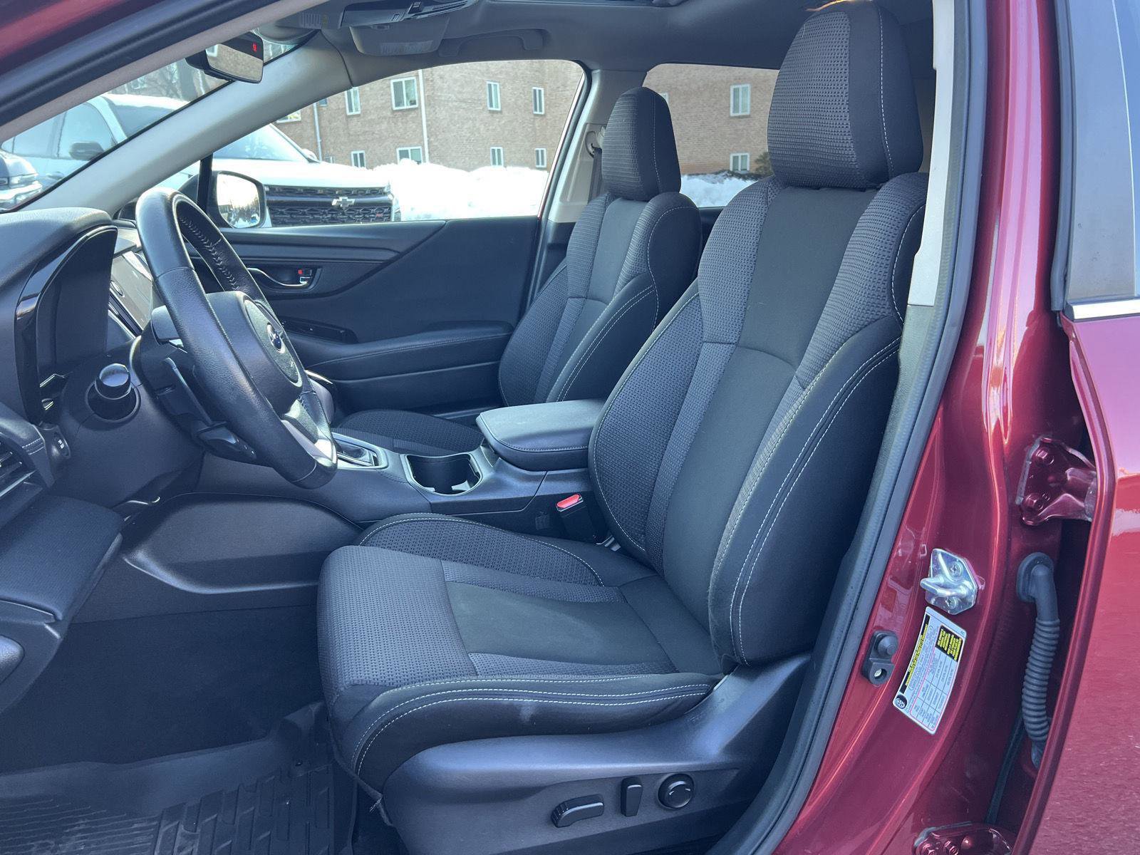 Used 2022 Subaru Outback Premium image 10