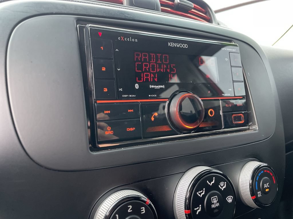 Used 2015 Kia Soul + FWD image 11