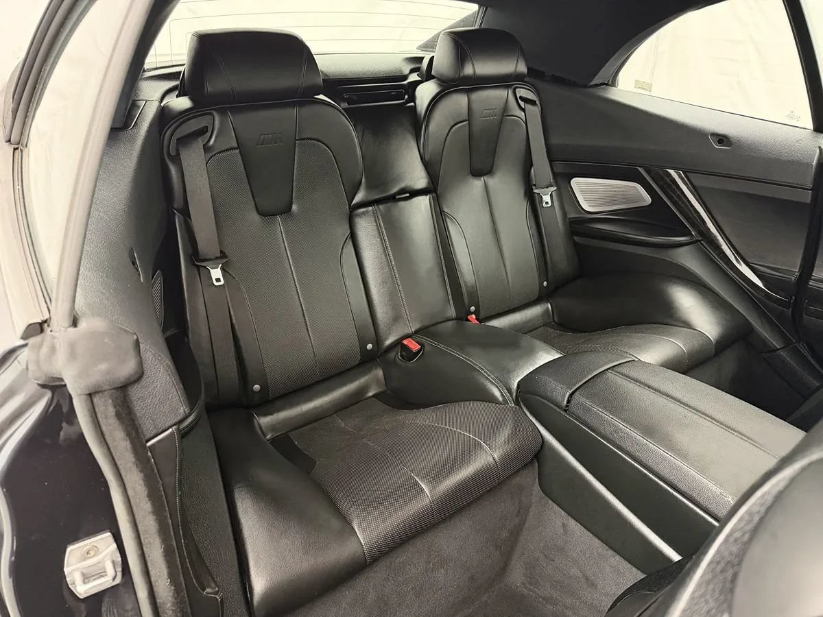 Used 2017 BMW M6 Convertible RWD image 40