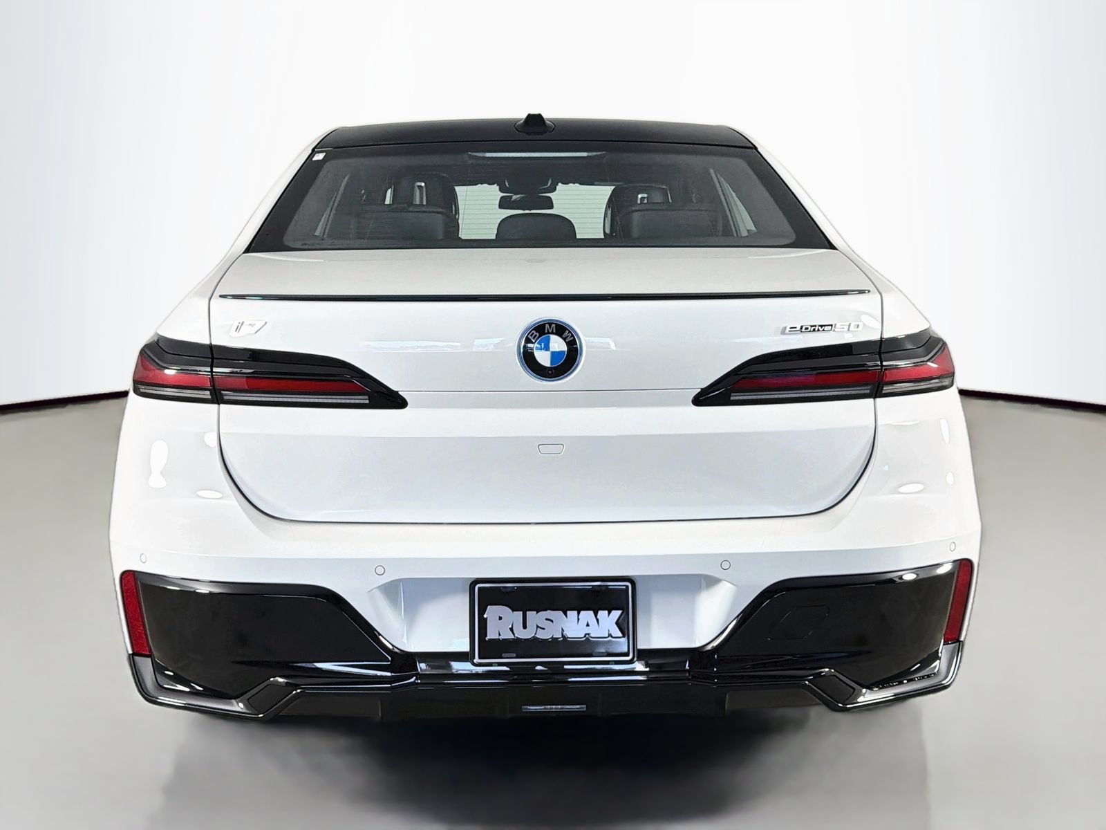 New 2026 BMW i7 eDrive50 w/ M Sport Package RWD image 6