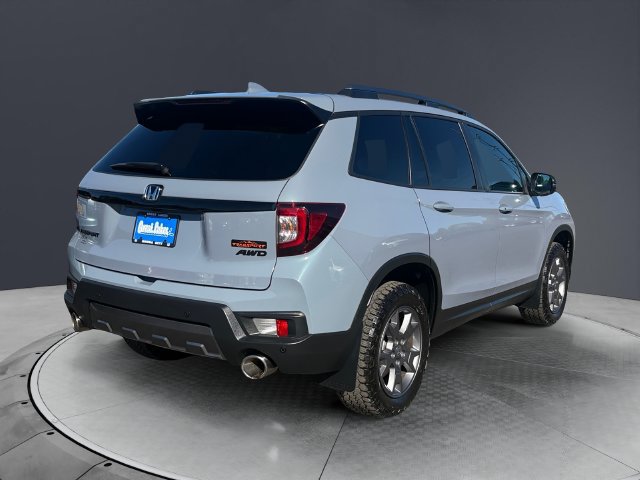 Certified 2024 Honda Passport TrailSport image 5