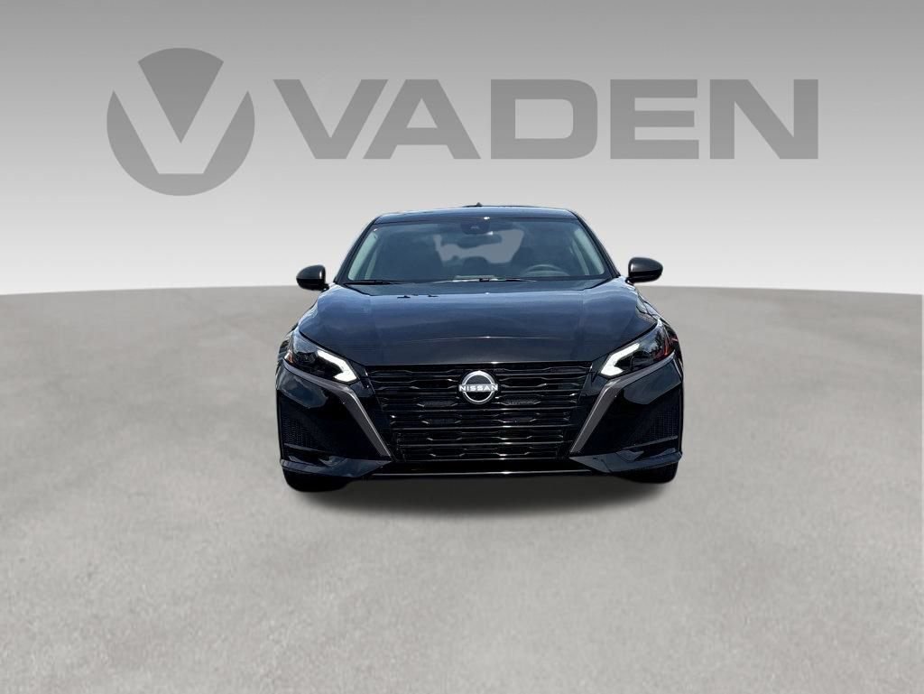 New 2026 Nissan Altima 2.5 SV FWD image 2